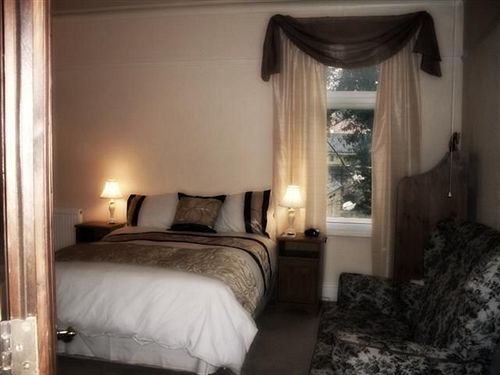 Cedar House B&B มัทล็อก ภายนอก รูปภาพ